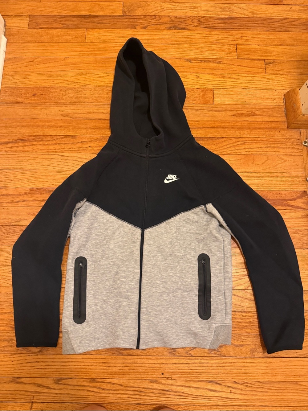 Nike Tech Fleece Big Kids XL Black Gray Full Zip Hoodie